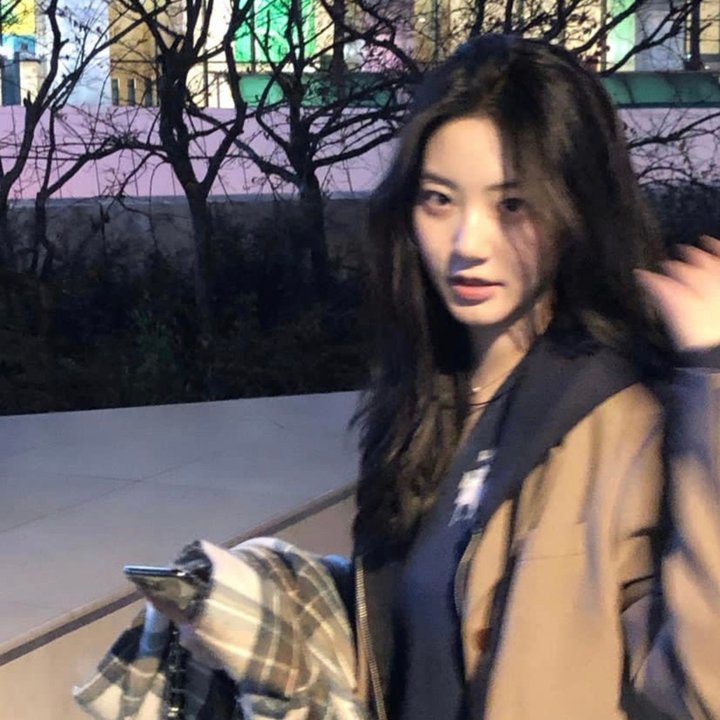 黑白姊妹